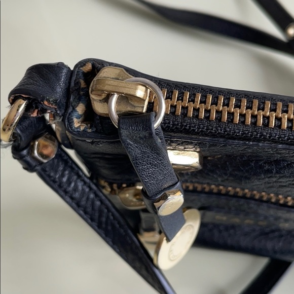 Authentic Marc by Marc Jacobs leather crossbody - Picture 5 of 11